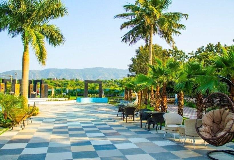 בית מלון כפרי The Bhagwati Resort