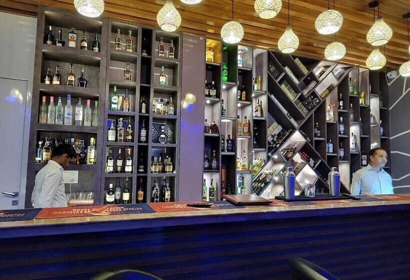 בית מלון כפרי The Bhagwati Resort