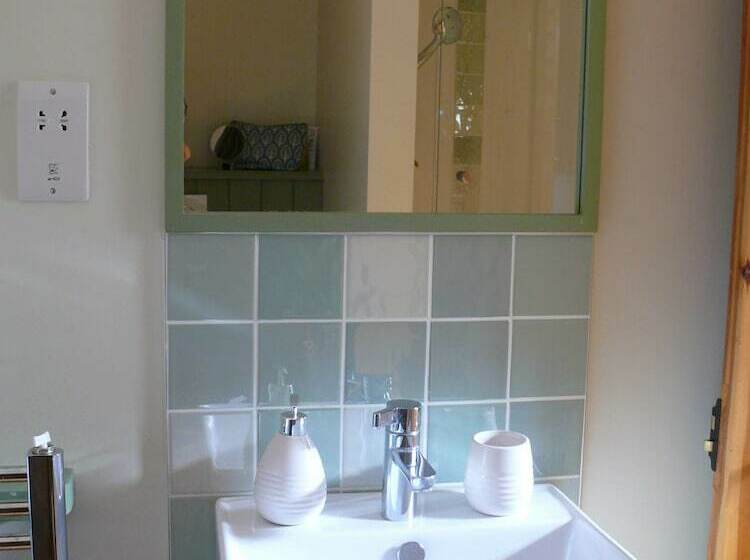 בית מלון כפרי The Motor House