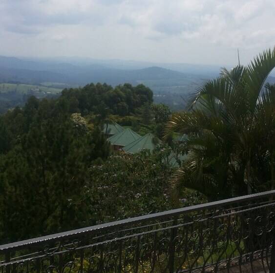 هتل Top Of The World Lodge