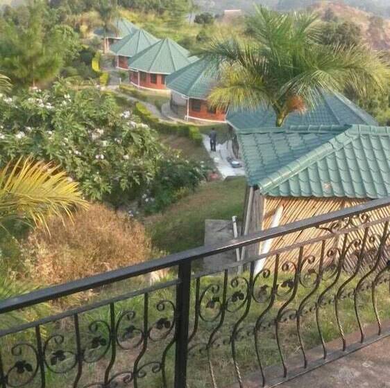 هتل Top Of The World Lodge