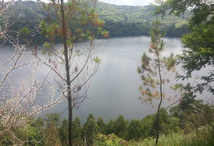 هتل Top Of The World Lodge