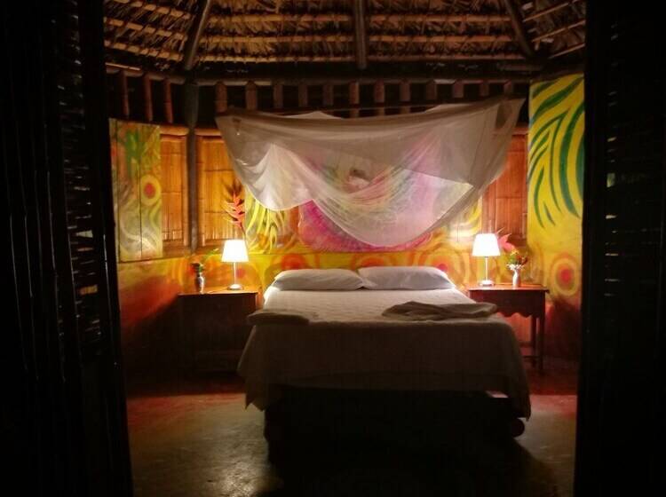 فندق Tropical Biohostel By Rotamundos