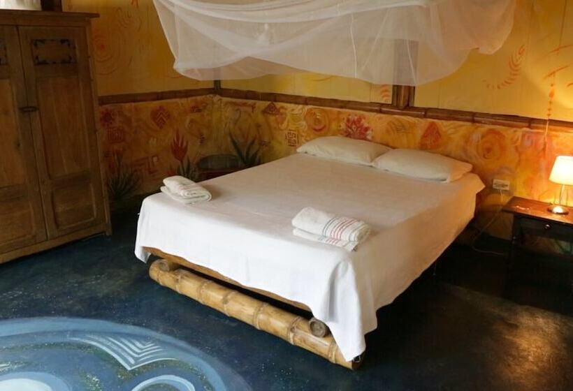 فندق Tropical Biohostel By Rotamundos