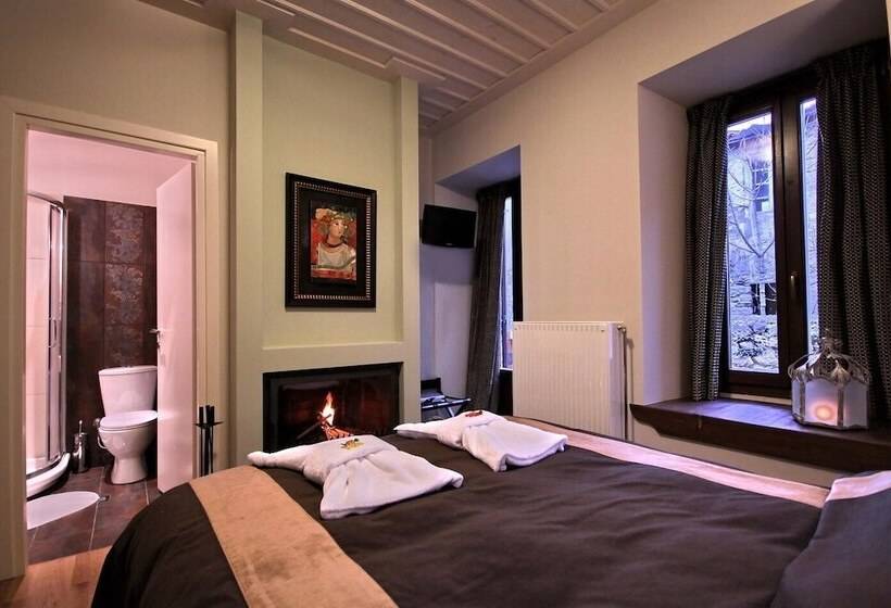 酒店 Tsarbou Guesthouse