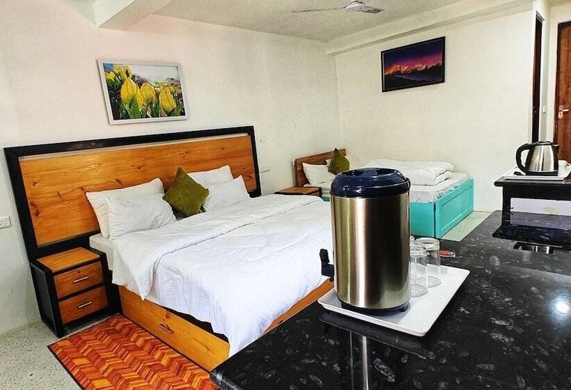 ホテル Vedant Valley Resort, Kund