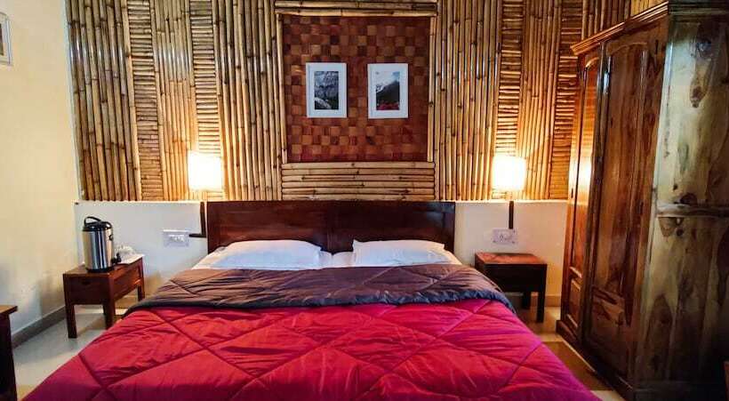 ホテル Vedant Valley Resort, Kund