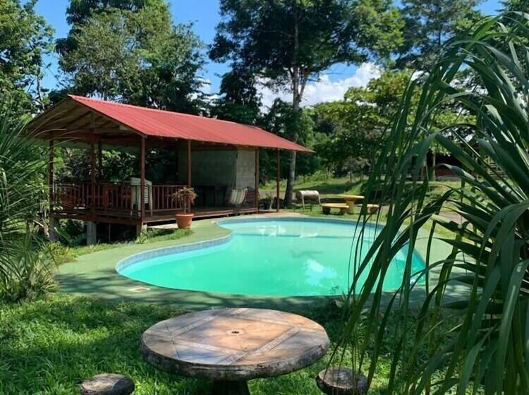 فندق Villa Rodeo Lodge