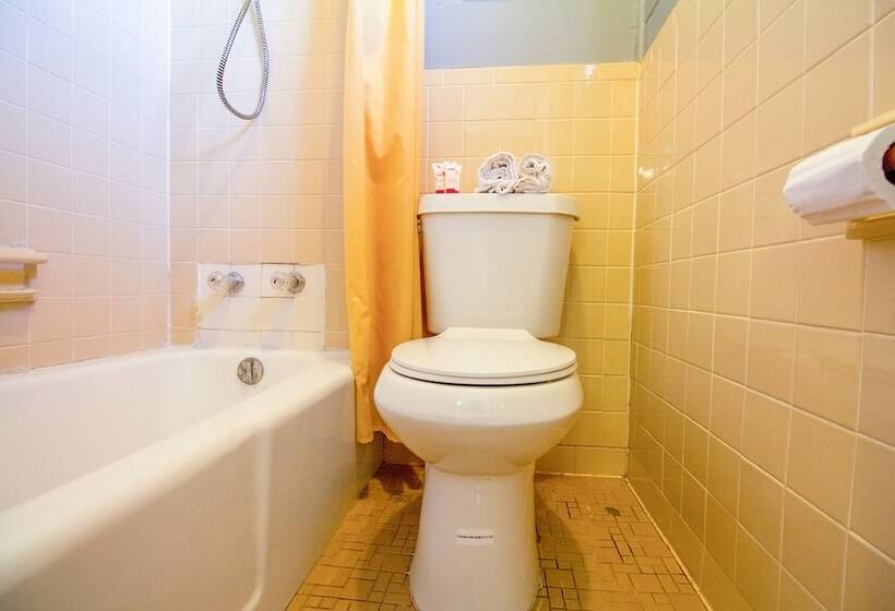 酒店 Wheeler Inn Texas, Us  83 By Oyo