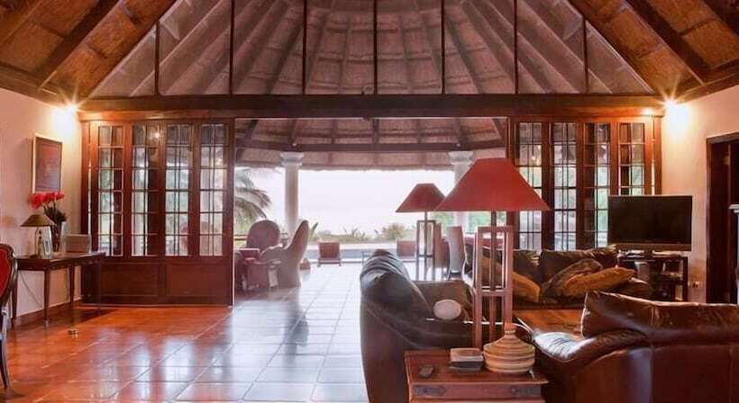 هتل White Horse Residence