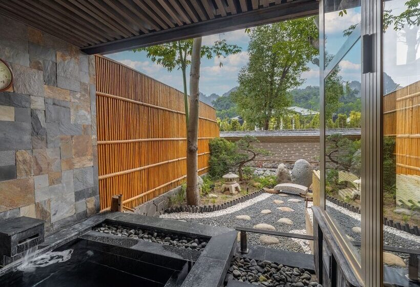 هتل Yoko Onsen Quang Hanh