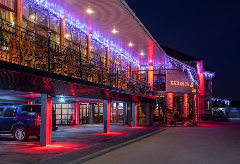 هتل Yuzhny Dvorik