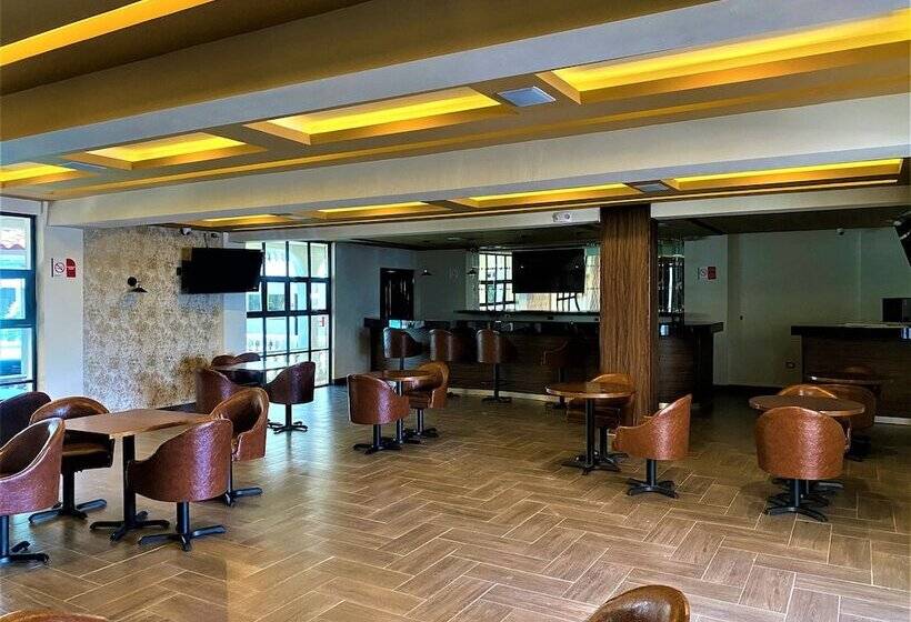 Kavia Meoqui Hotel & Suites