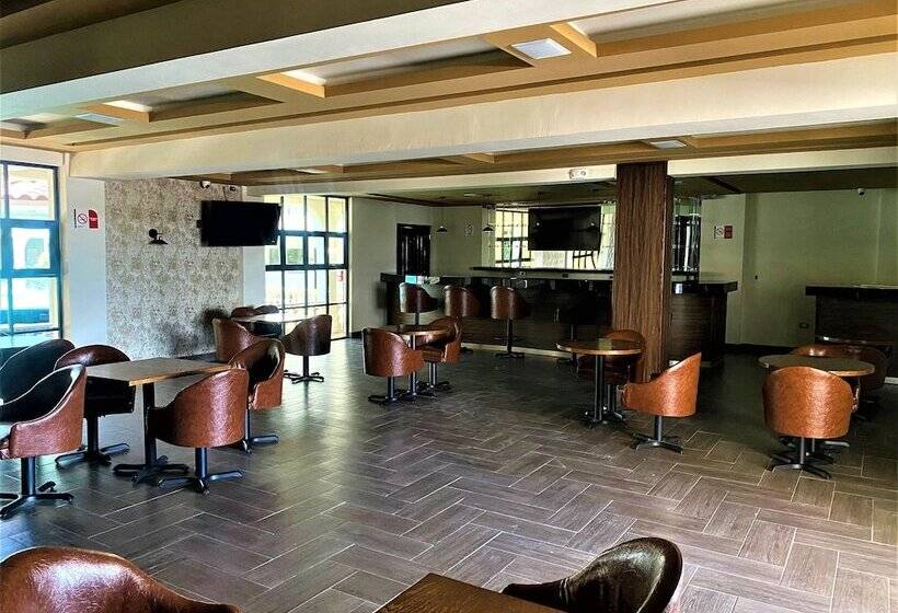 Kavia Meoqui Hotel & Suites