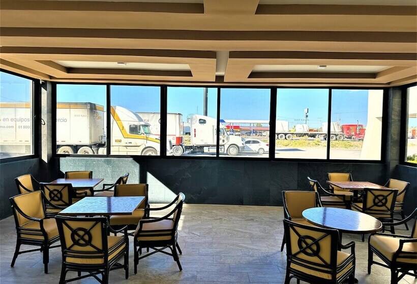 Kavia Meoqui Hotel & Suites