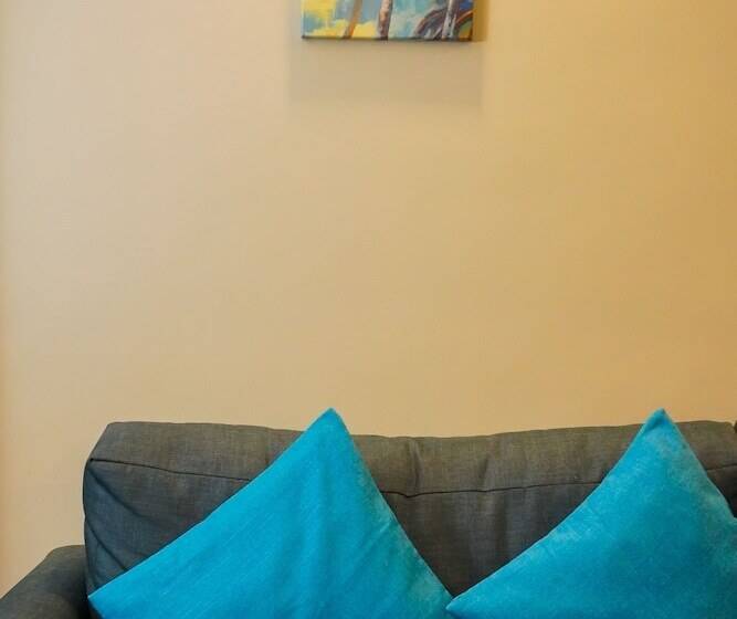 فندق صغير Kommons By Kamino