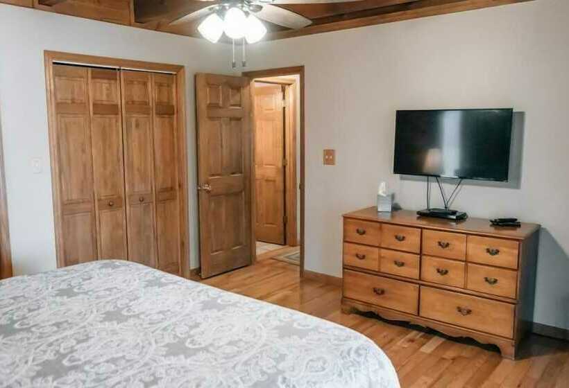 Ma Cook Lodge  Sharps Chapel