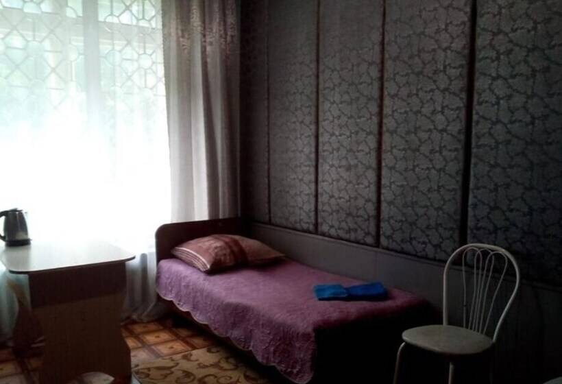Maxrooms Zdvinsk Sibiria   Hostel