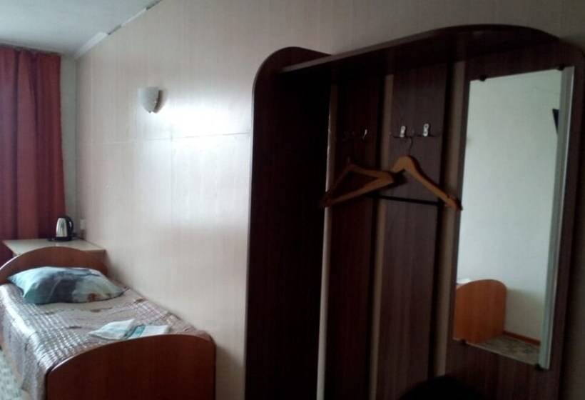 Maxrooms Zdvinsk Sibiria   Hostel
