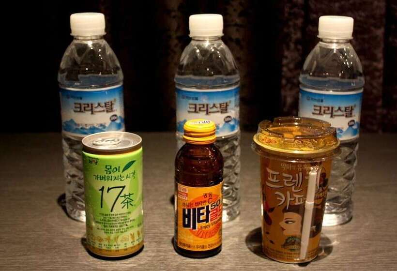 מוטל Cheonan Elli