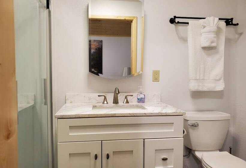 فندق على الطريق Delta Accommodations Alaska Country Inn