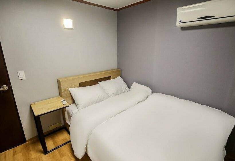 모텔 Jecheon Herb Park