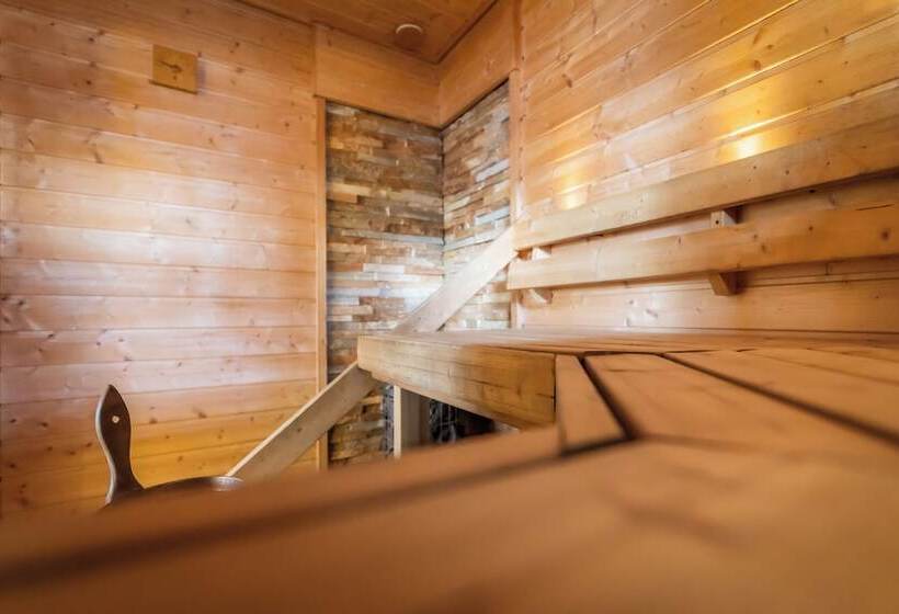 모텔 Lossisaari Tourist Center