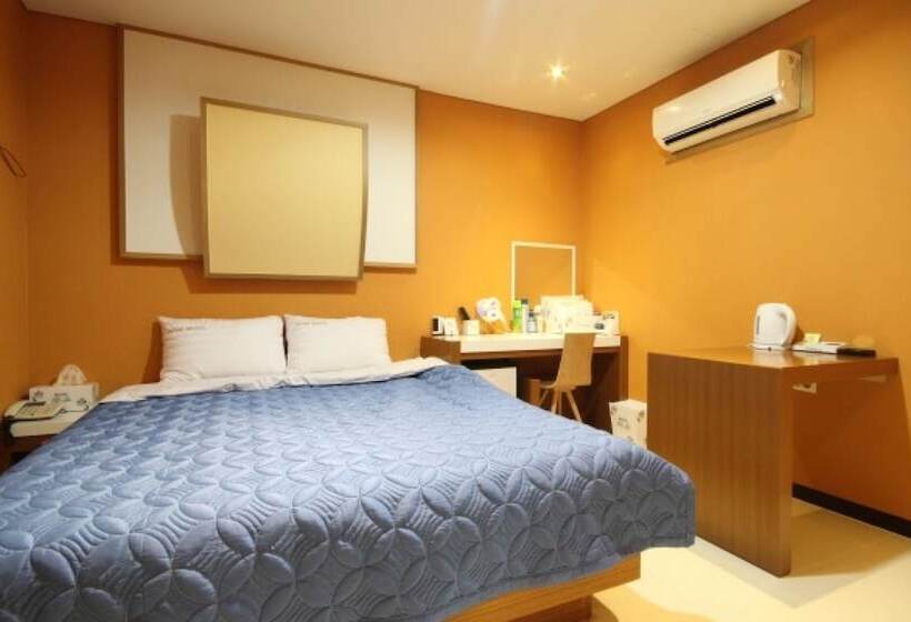 Motel Tongyeong Wow