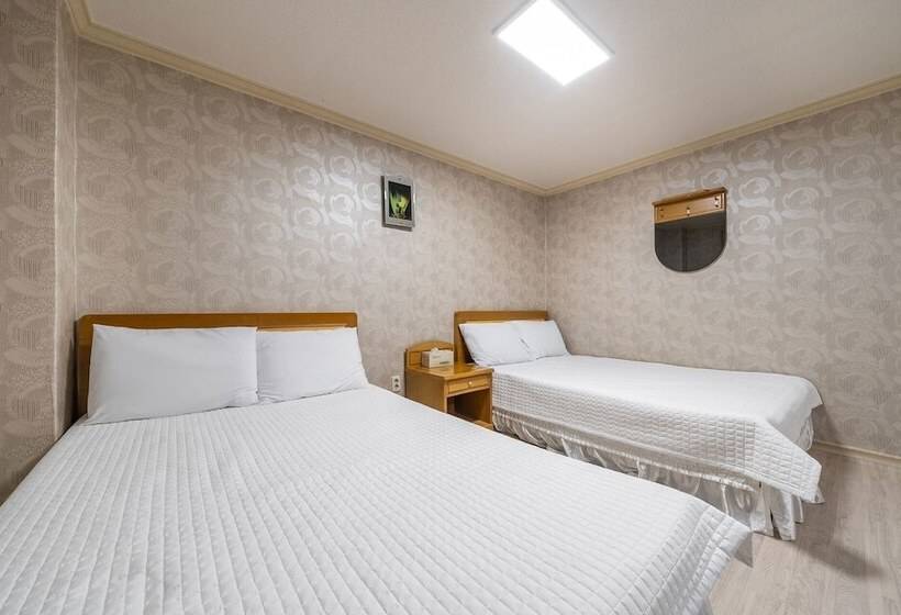 Мотель Yangyang Naksan Haemaru