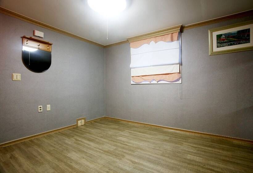 Мотель Yangyang Naksan Haemaru