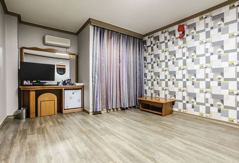 Мотель Yangyang Naksan Haemaru