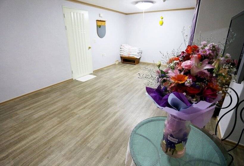 Мотель Yangyang Naksan Haemaru