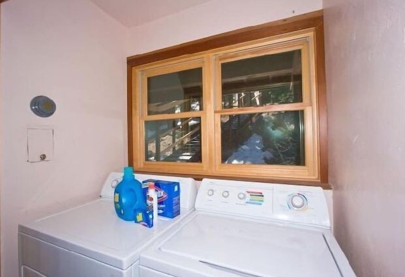 On Lake Tahoe!! Close To Heavenly And Casino S