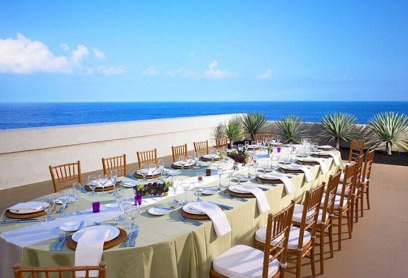 Outrigger Kona Resort And Spa