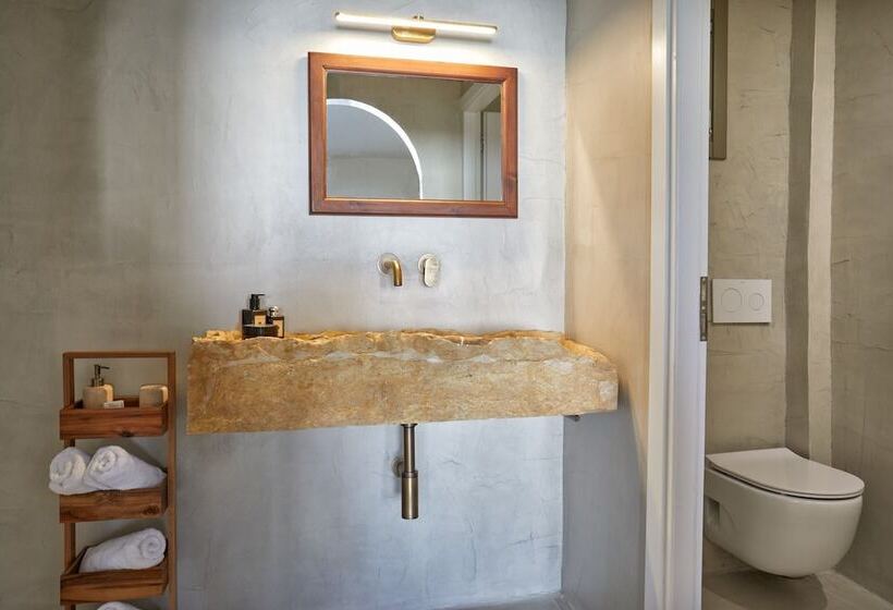 פנסיון Arvanitis Cave Village