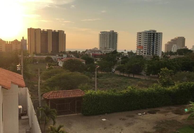 פנסיון Host Casa Don Arturo