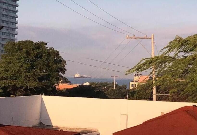 פנסיון Host Casa Don Arturo