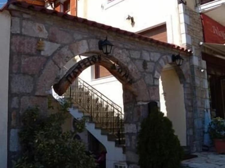 پانسیون Guesthouse Doma