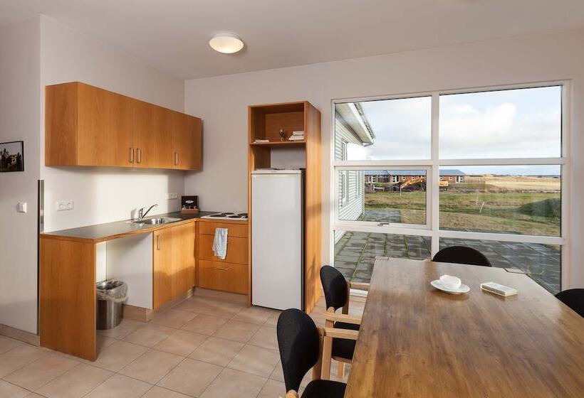 پانسیون Guesthouse Eldhestar