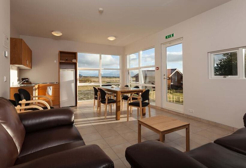 پانسیون Guesthouse Eldhestar