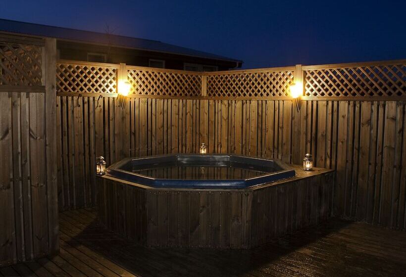 پانسیون Guesthouse Eldhestar