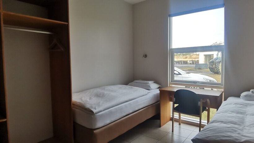 پانسیون Guesthouse Eldhestar