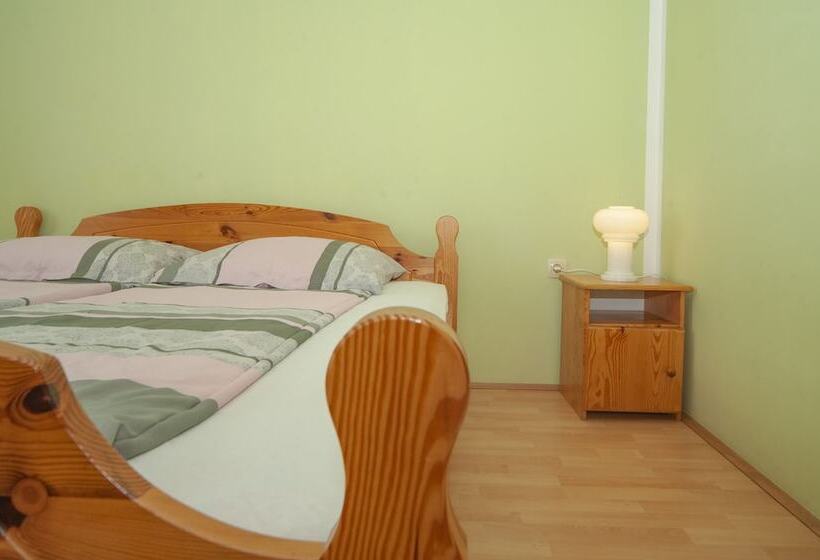 پانسیون Guesthouse Sovic