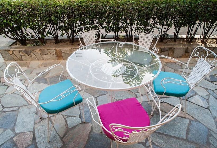 پانسیون Kochili