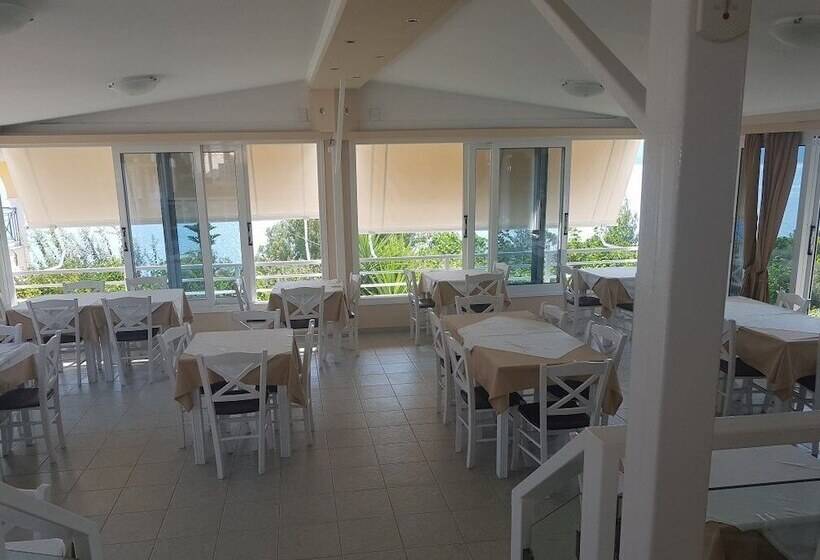 פנסיון Kosta Maria