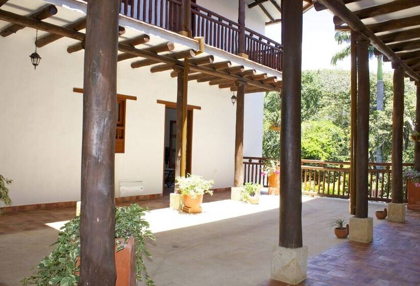 Пансион La Buganvilla Barichara