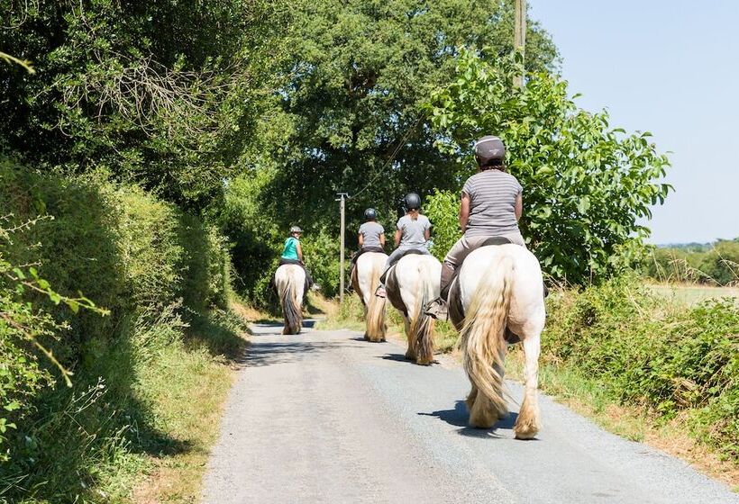 بنسيون Les Ecolodges De L Orbière
