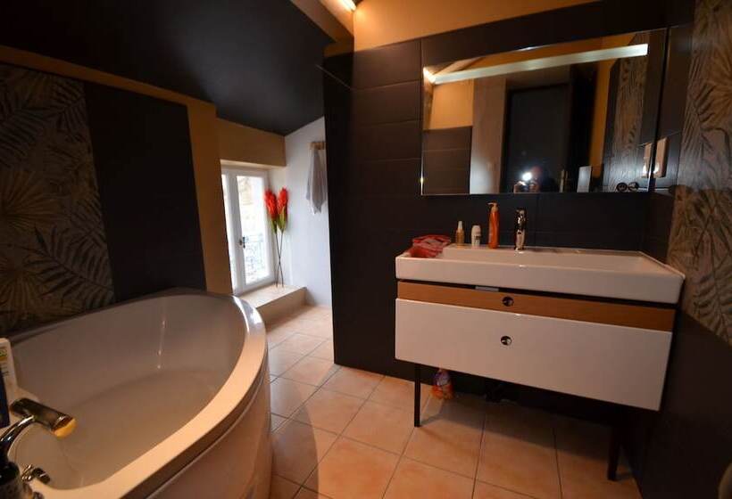 펜션 Le Mas De La Chadenière