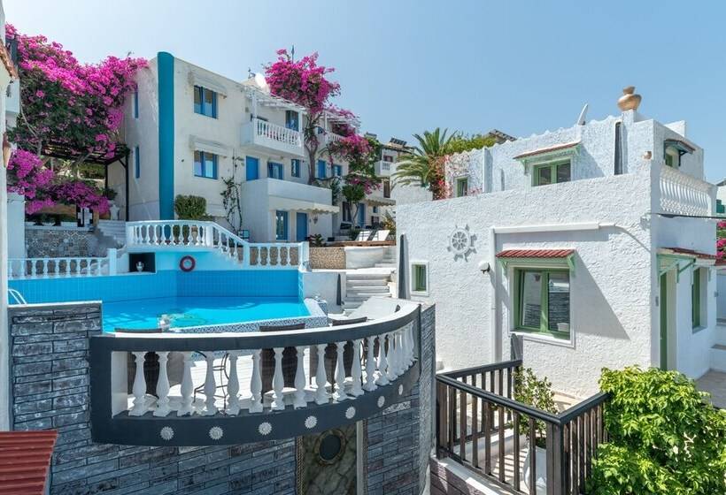 بنسيون Magnificent View Nice Double Room With Shared Pool And Ac