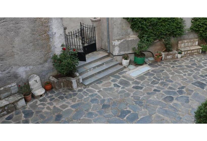 펜션 Maleatis Apollo Guesthouse